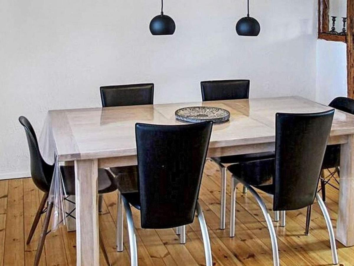 4 Person Holiday Home In Bandholm Εξωτερικό φωτογραφία