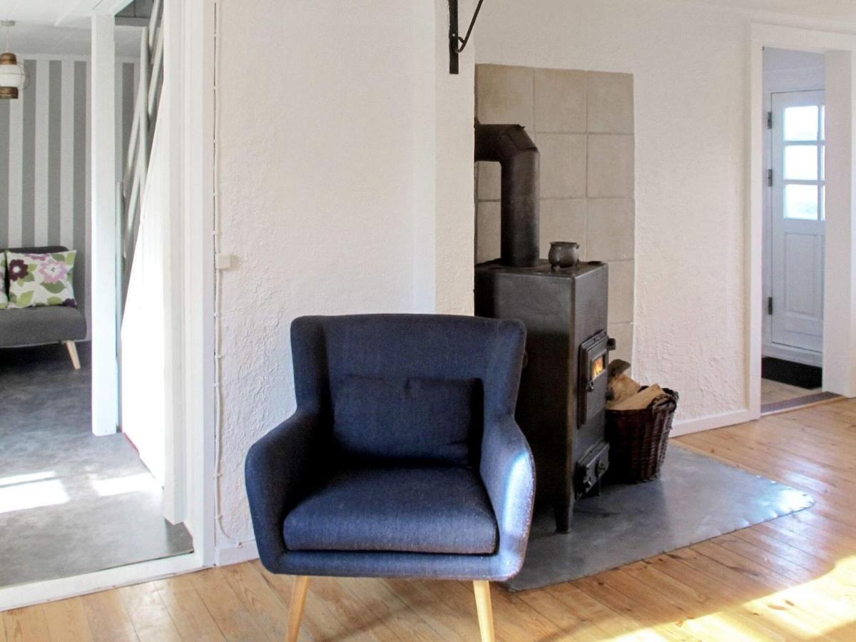 4 Person Holiday Home In Bandholm Εξωτερικό φωτογραφία